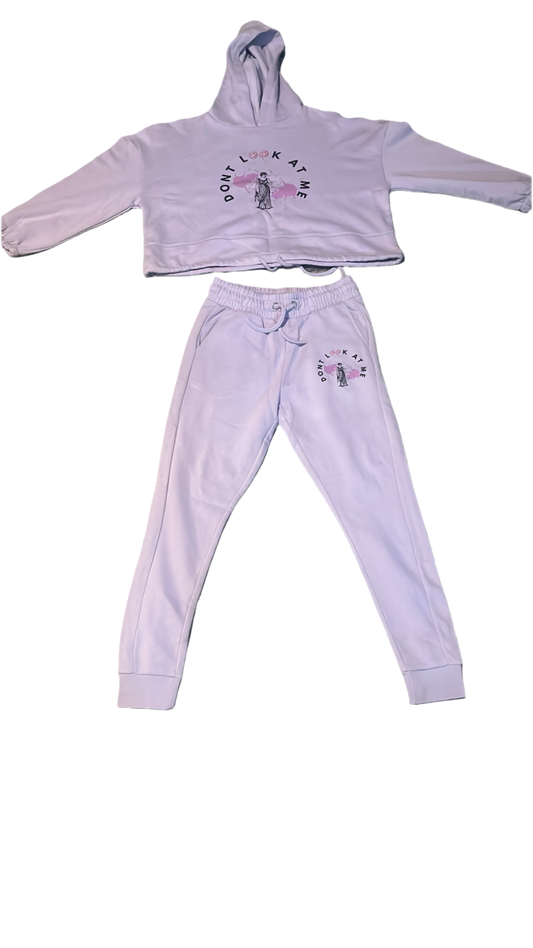 “Don’t look at me” sweatsuit
